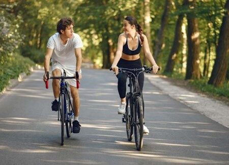 Đạp xe 10km đốt bao nhiêu calo? Thời gian đạp xe lý tưởng