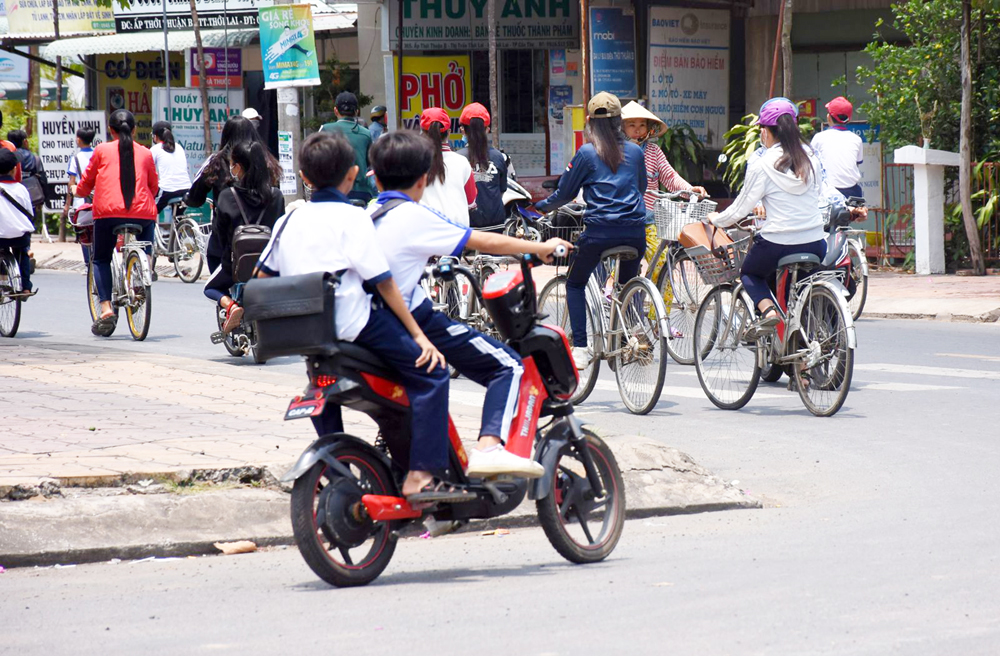 Nhóm đối tượng thường sử dụng xe đạp điện