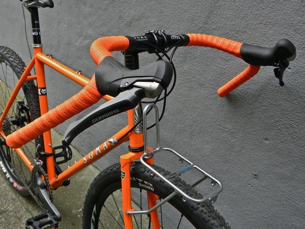 Ghi đông cruiser được thiết kế cho sự thoải mái tối đa