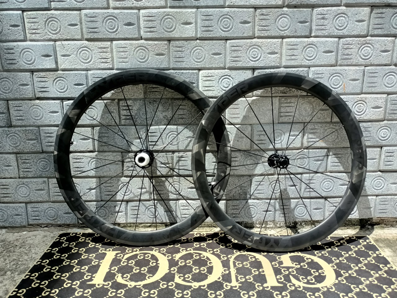 Bánh xe (Wheels)