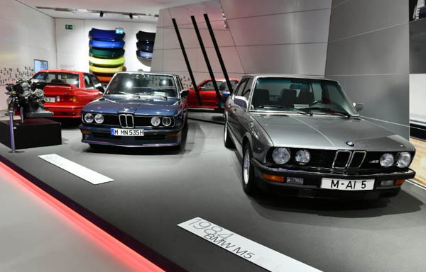 BMW là hãng xe của nước nào?